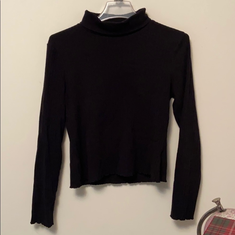 Cropped turtleneck!